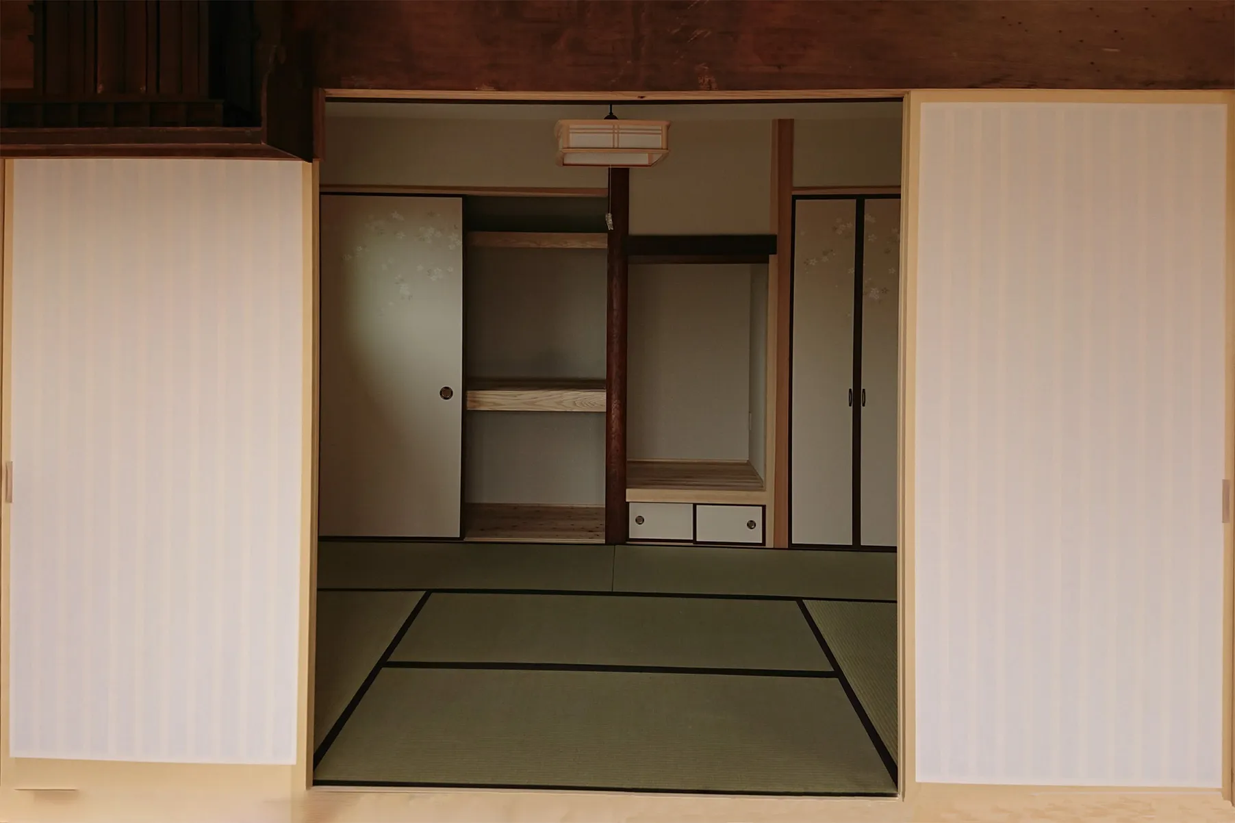 T様邸 - 記憶を刻む柱と、現代の合理性が交差する『新・古民家』の形