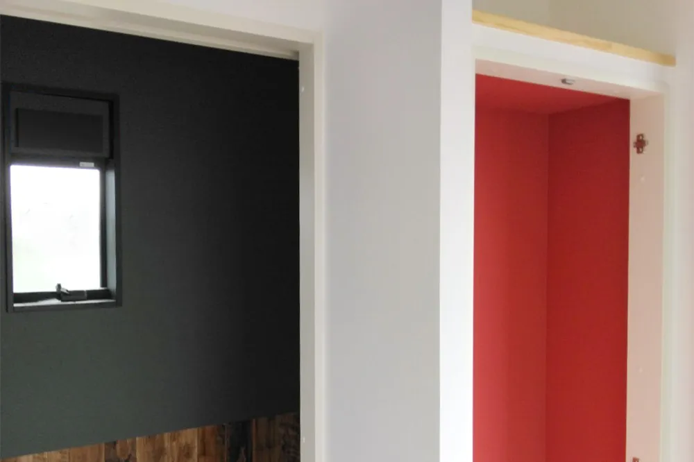 S様邸- デッキは「物流」。大家族の生活負荷を最小化する搬入戦略。