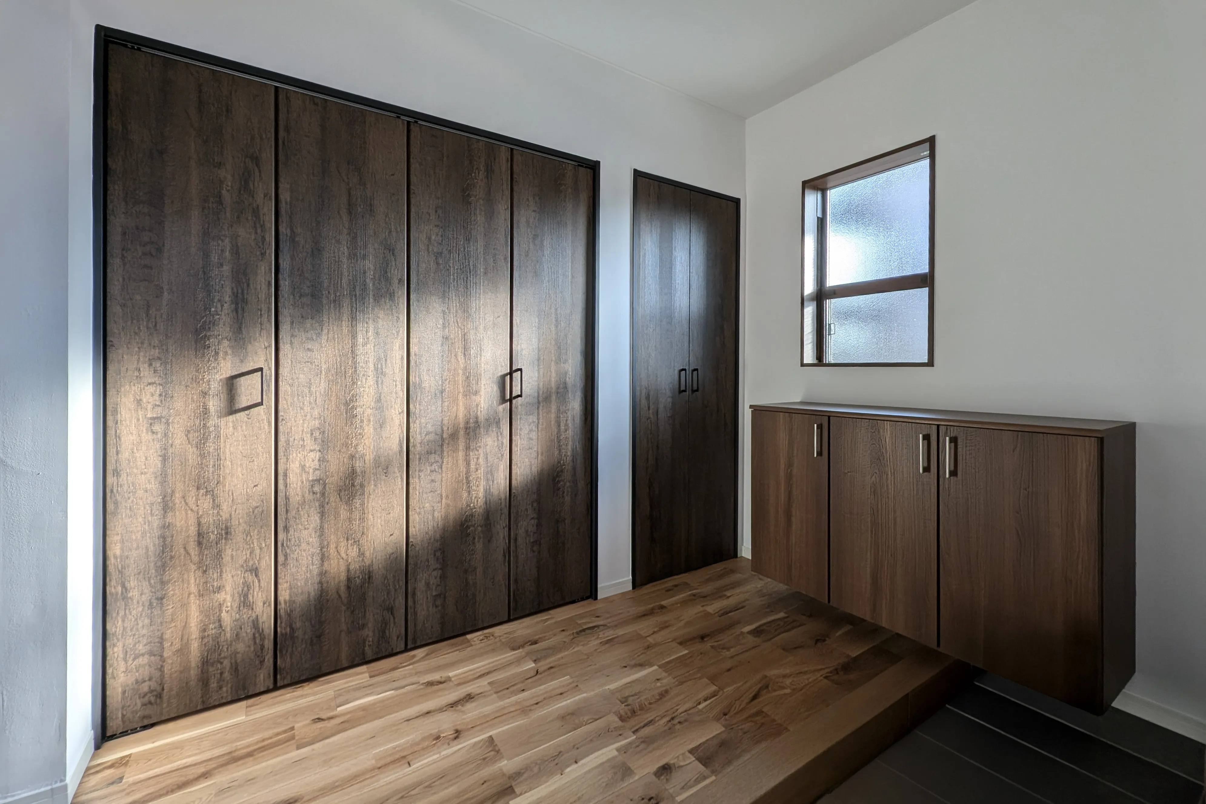 F様邸-夢を叶えたサロン併設の二世帯住宅