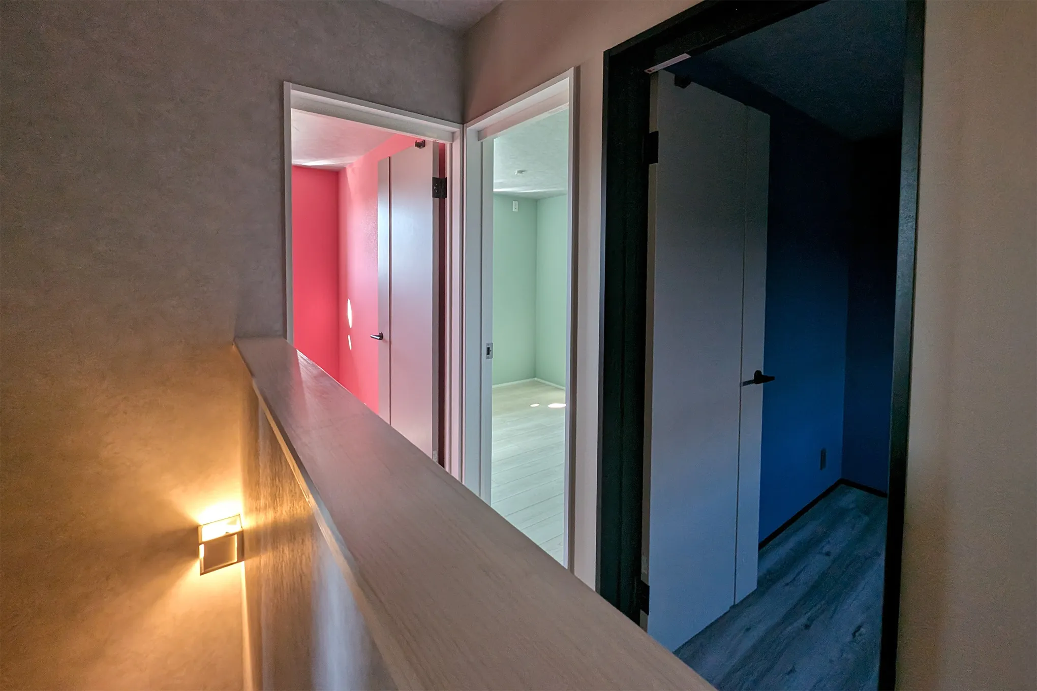 S様邸-アイデアと色彩があふれる家